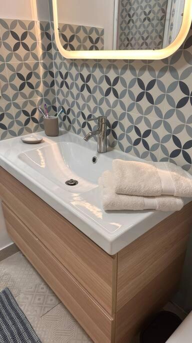 Appartement Cosy A Collobrières Kültér fotó